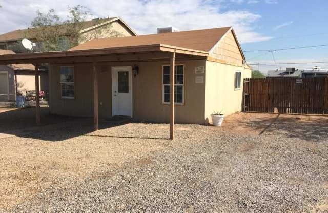 1711 S 28TH Drive - 1711 South 28th Drive, Phoenix, AZ 85009