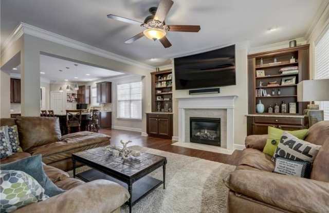 3764 Ellsworth Way NE Gallery 2