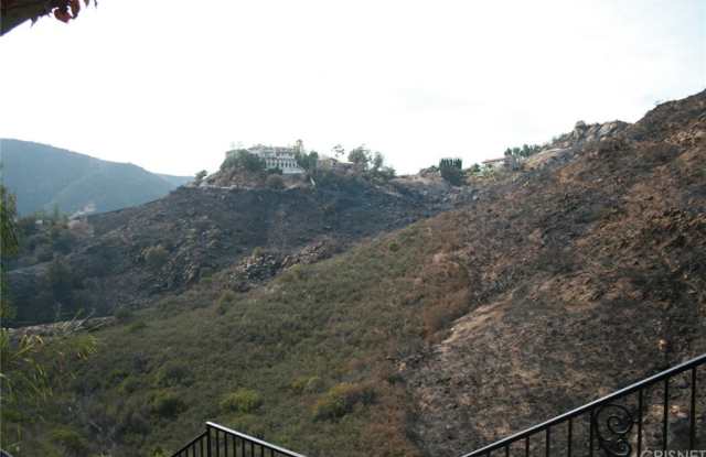 57 Hackamore Lane Gallery 3