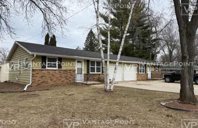 2490 Oakwood Drive photos photos 2490 Oakwood Drive photos photos