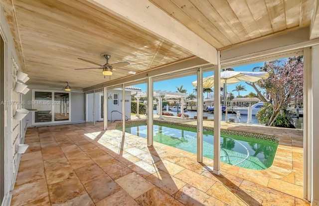 2770 NE 8th Ct. photos photos