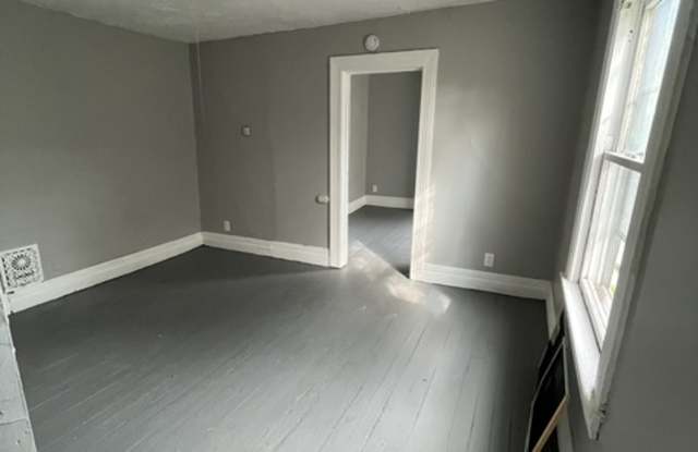 145-147 Lenox Street (Wayne Nakamoto) - Up Rear #3 Gallery 2