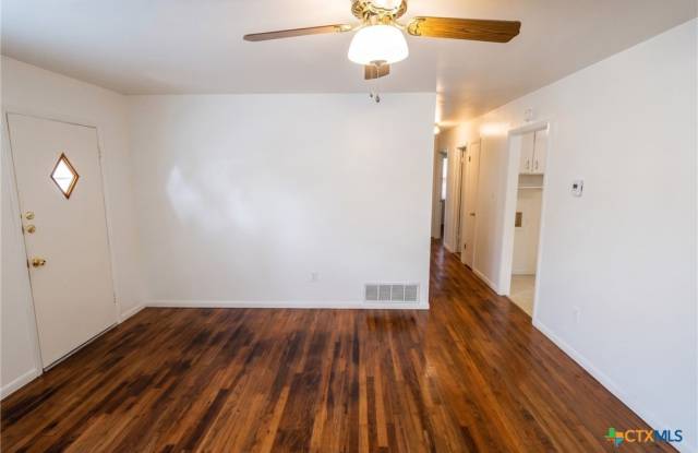 304 Ridge Street Gallery 2