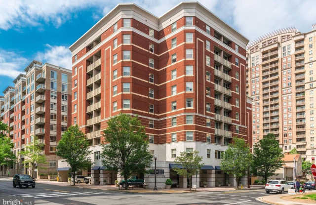 880 N POLLARD Street unit: 1002 photos photos