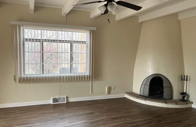 Charming Santa Fe Home For Rent - Walk to the Plaza! photos photos