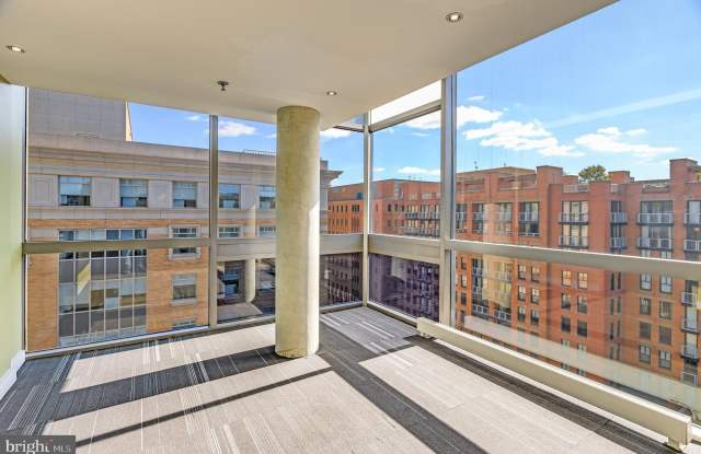 675 E Street NW unit: 340 photos photos