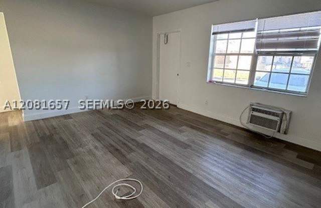 821 NW 7th Terrace Gallery 3