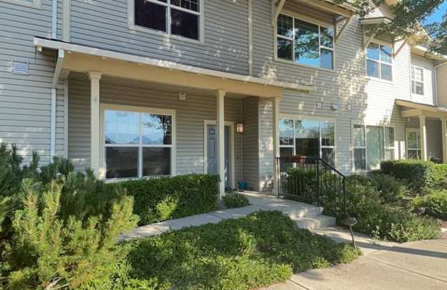Two Bedroom Condo in the Exclusive Mountain Meadows Community! photos photos