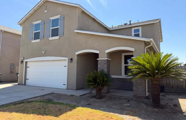 Beautiful 4 Bedroom, 2.5 Bathroom Home for Rent Gallery 1