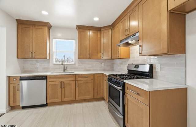 114 Grove St photos photos