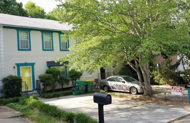 6637 Meadow Green Circle - 6637 Meadow Green Circle, Peachtree Corners, GA 30092