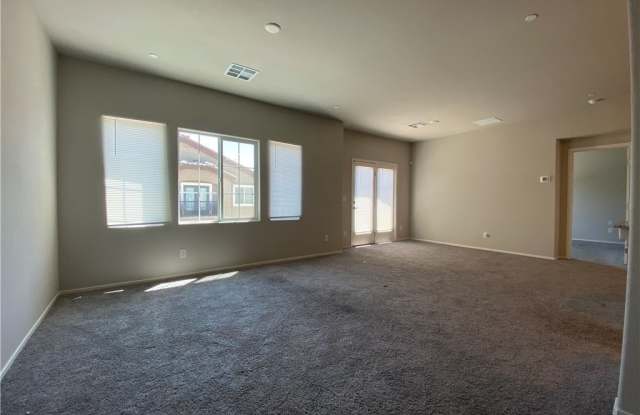 4650 Blaise Avenue Gallery 4