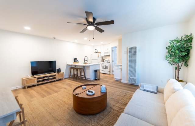 4062 49th St. Gallery 1