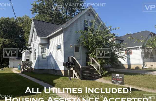 715 Saint George Street - Upper - 715 Saint George Street, Green Bay, WI 54302