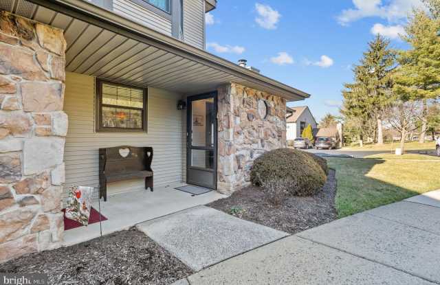 381 REDBUD COURT Gallery 2