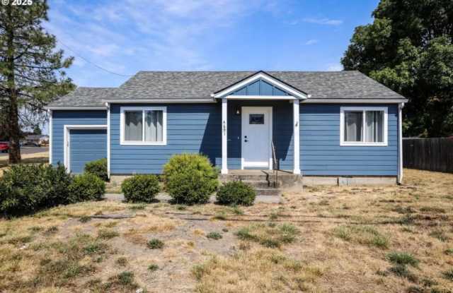 4691 Royal Avenue photos photos 4691 Royal Avenue photos photos