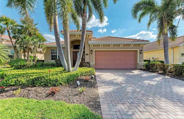 135 RIVER ENCLAVE Court Gallery 2
