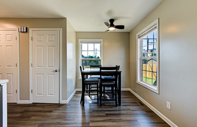 126 Deerfield Court Gallery 4