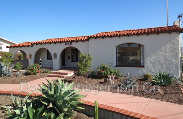 8458 Golden Ave photos photos