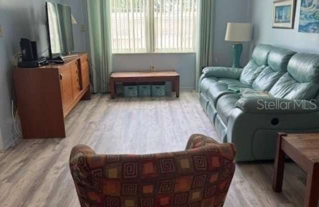 4746 AZALEA DRIVE Gallery 4