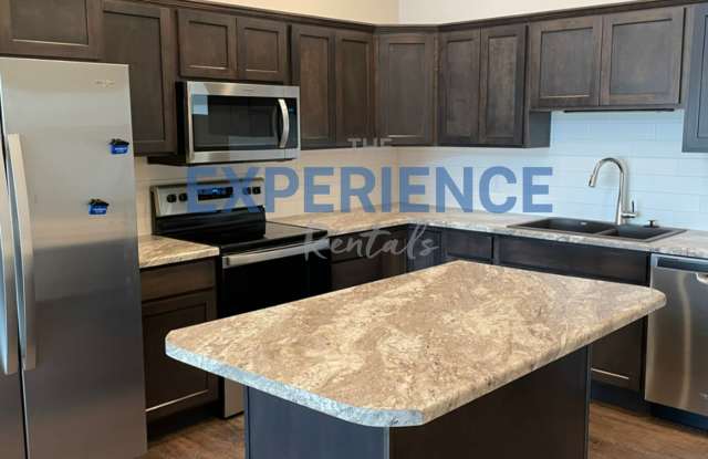 Ranch Style 2 Bed 2 Bath Townhome! photos photos