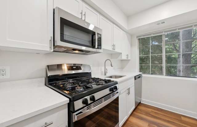 Foxchase Apartments photos photos