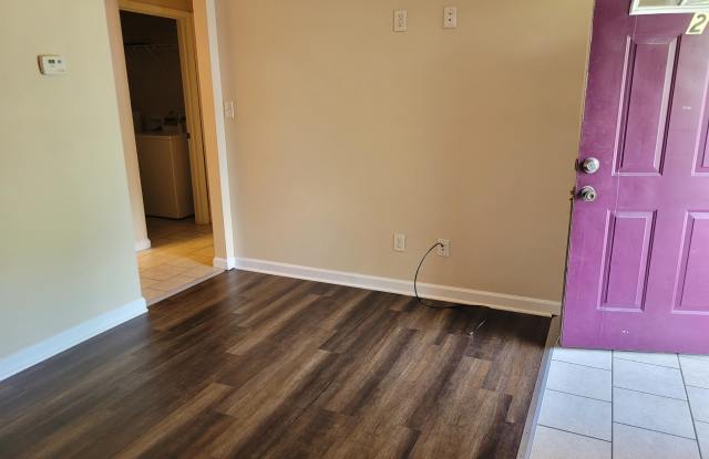 317-2 E. Mill St photos photos 317-2 E. Mill St photos photos