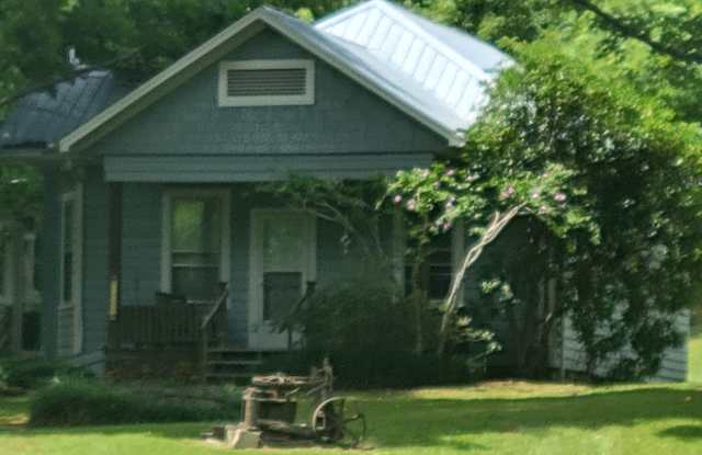 101 Riding Rock Rd Gallery 1