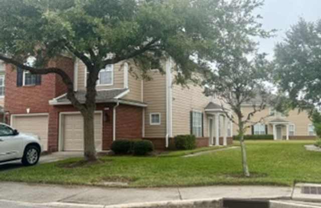 4225 Crownwood Dr Gallery 3
