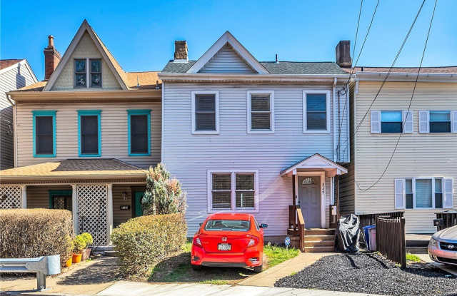 3127 Josephine St photos photos