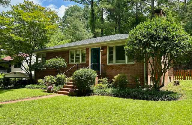 2611 University Dr Gallery 1