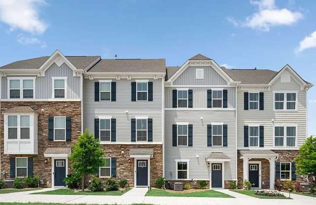 Stunning Luxury 4BR 3BA Home w/ Granite Island • Remodeled Kitchen • 2-Car Garage in Charlotte photos photos