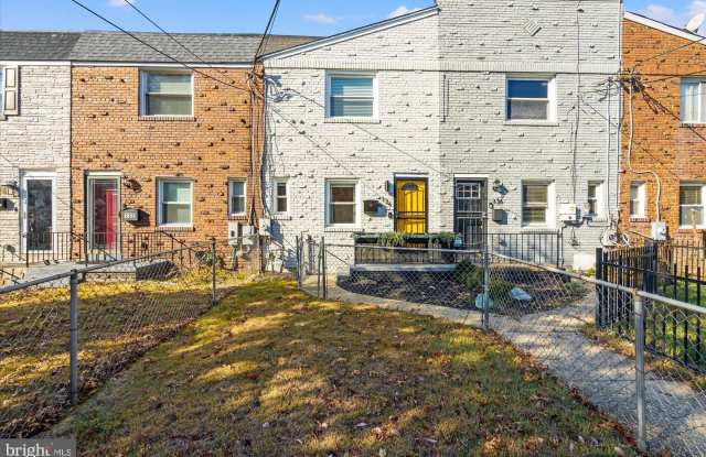 134 35TH Street NE photos photos