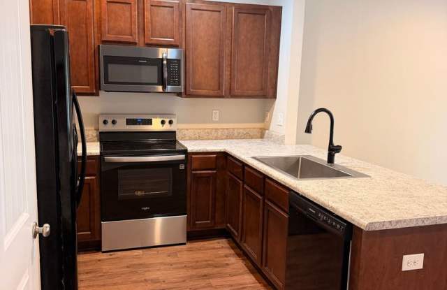 5972 Callaway Circle Gallery 4