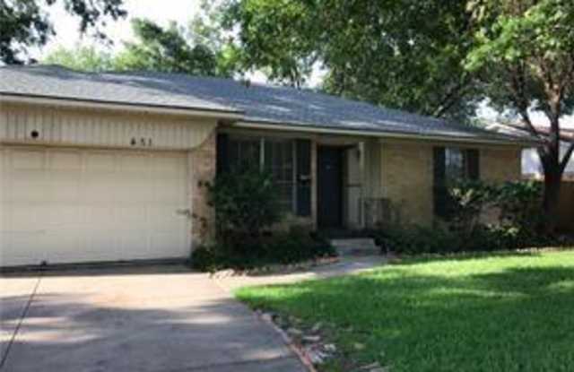 431 La Salle Drive - 431 La Salle Drive, Richardson, TX 75081