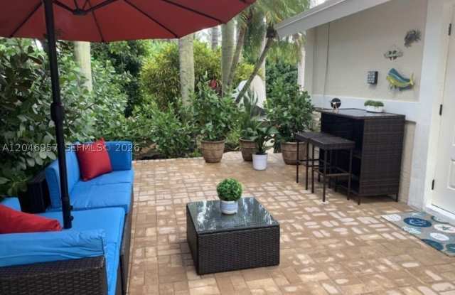 9760 SW 148th St photos photos