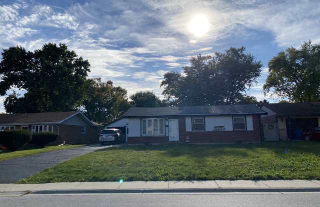 12814 E Playfield Drive - 12814 East Playfield Drive, Crestwood, IL 60418