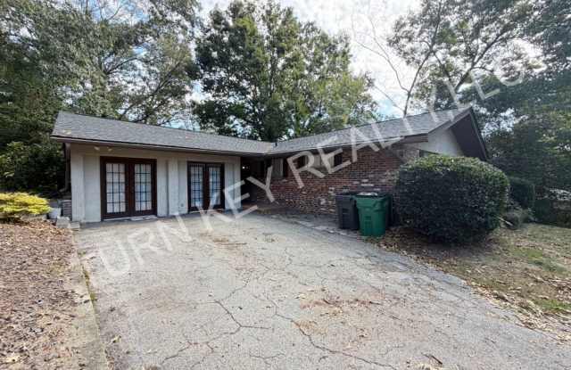 Charming 3 Bedroom Home in the Heart of Vestavia Hills – Newly Updated! Gallery 4