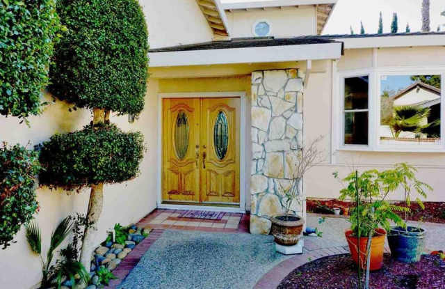 53 Valais Ct Gallery 4
