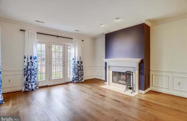 4609 MACARTHUR BOULEVARD NW Gallery 3