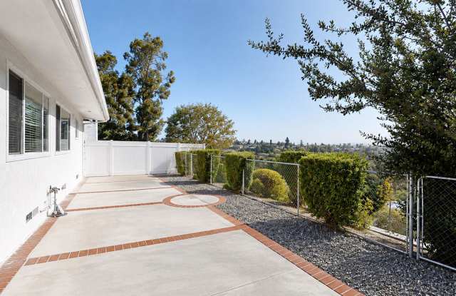5607 Dorothy Way Gallery 1