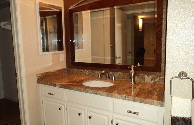 17607 Pomerado Road #202 Gallery 4