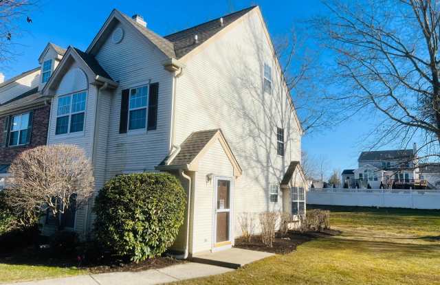 121 DANIEL COURT - 121 Daniel Court, Middlesex County, NJ 08824
