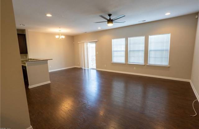 213 Fountain Way Gallery 2