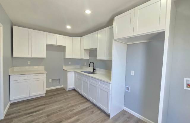 521 W Avenue J5 photos photos