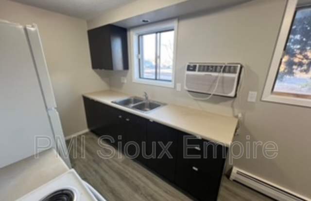440 S. Western Gallery 3