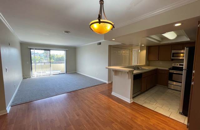 $500 Move In Special-Spacious Condo with Dual Master Suites Just Minutes Away from SDSU photos photos