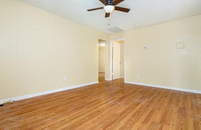 1346 Miller Reed Ave Unit A photos photos