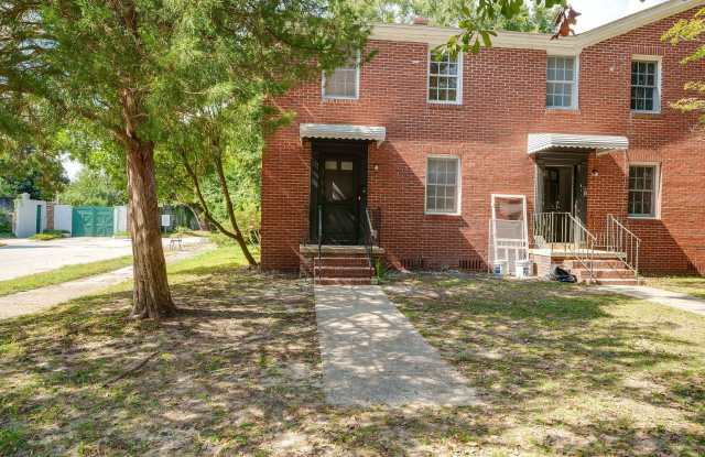 3 Bedroom 1.5 Bath Townhouse in Wagener Terrace - Charleston Peninsula photos photos 3 Bedroom 1.5 Bath Townhouse in Wagener Terrace - Charleston Peninsula photos photos