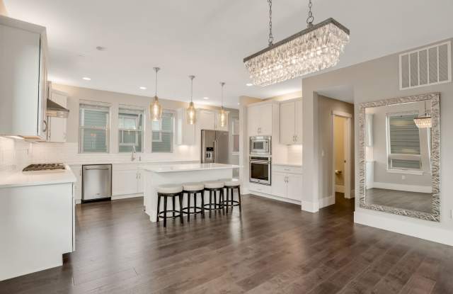 2321 Old Rail Way - 1 photos photos